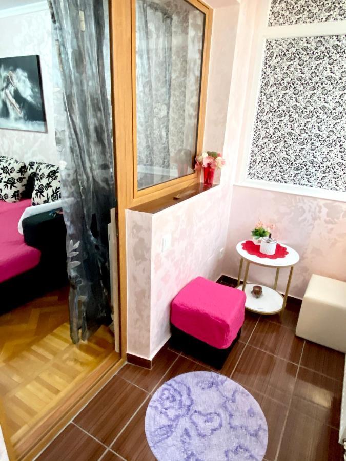 Tribunal Apartament Langa Faleza Dunarii Брэила Экстерьер фото